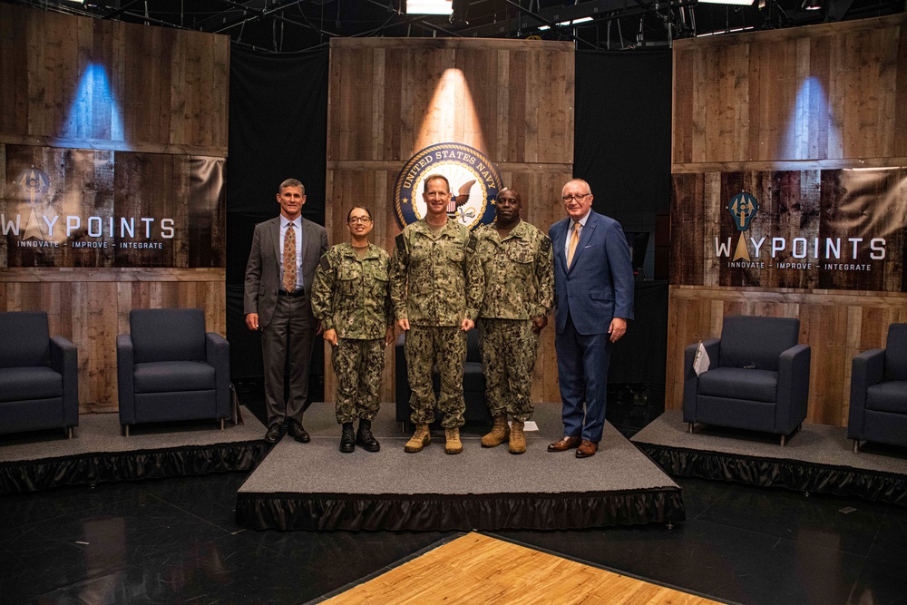 Chief of Navy Reserve Hosts i3 Waypoints Final Panel