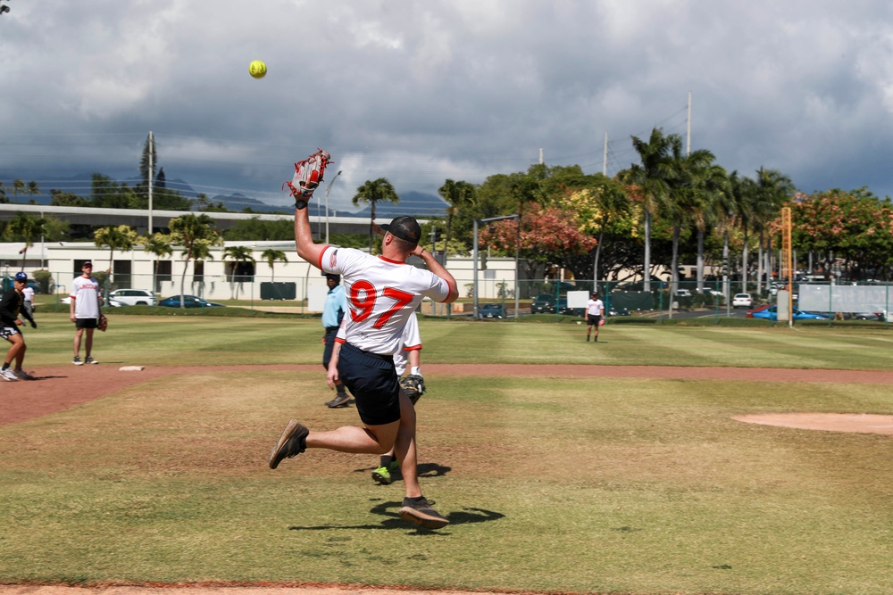 U.S. Navy Sailors from Abraham Lincoln, Gridley participate in a softball game during RIMPAC 2022