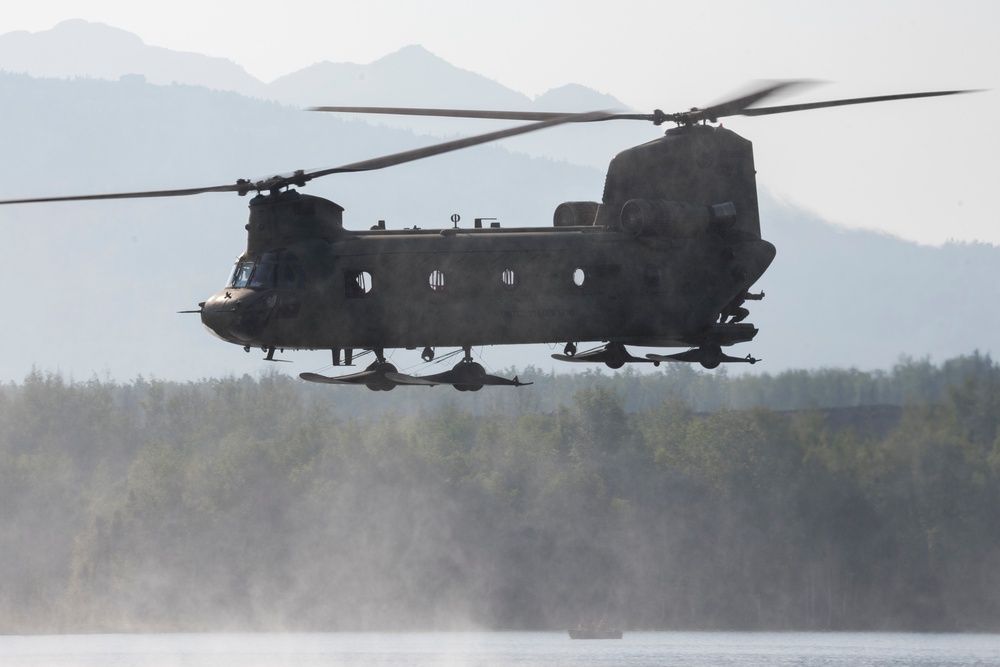 Army engineers and aircrew conduct helocast training at JBER