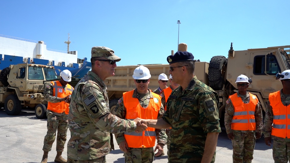 Commander of the 101st Airborne Division (Air Assault) travels to Greece to observe the port operations