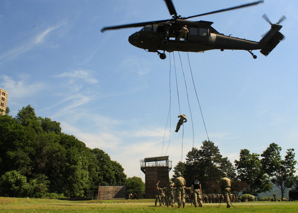 NJ Army National Guard Conducts Air Assault Training at USMA