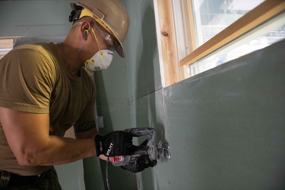 NMCB-14 visits NASKW for in-rate training.
