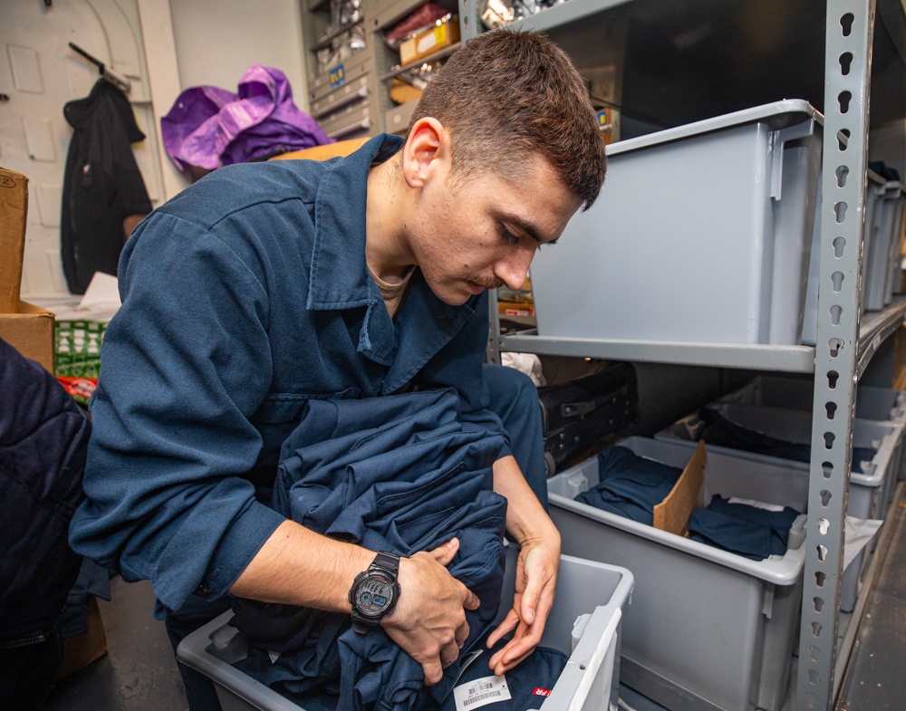 USS Antietam (CG 54) Supply Support Center