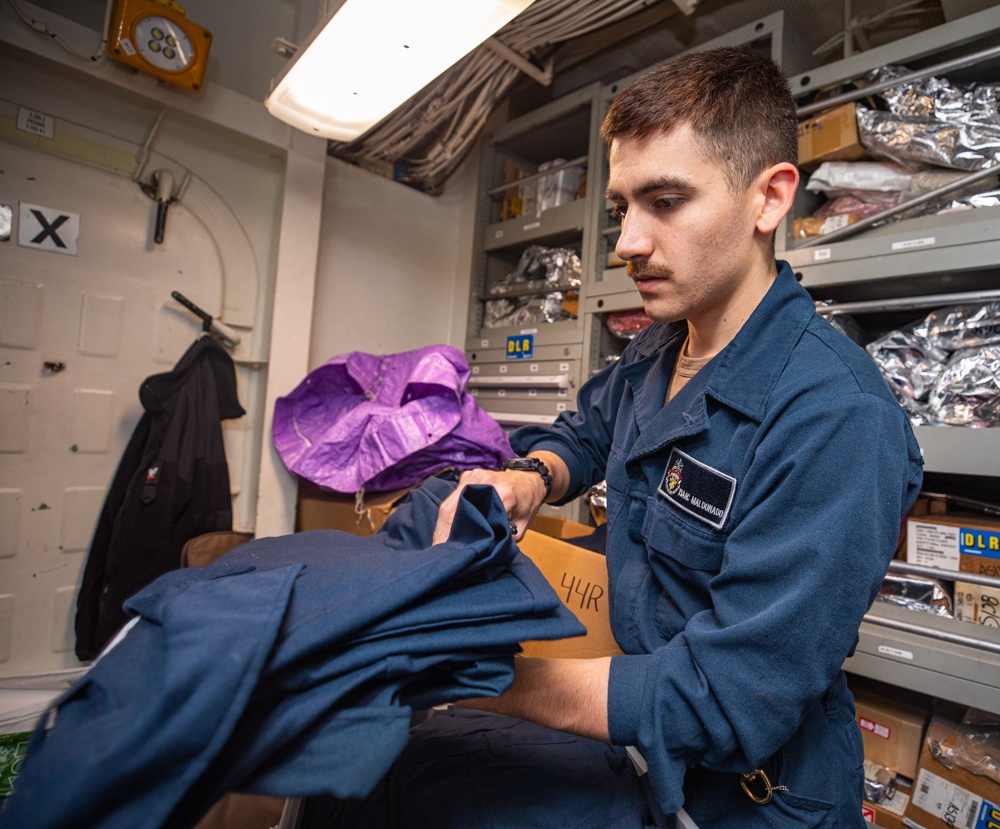 USS Antietam (CG 54) Supply Support Center