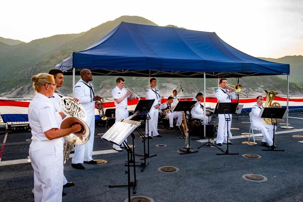 Pacific Partnership 2022 Vietnam Closing Ceremony Held Aboard USNS Mercy