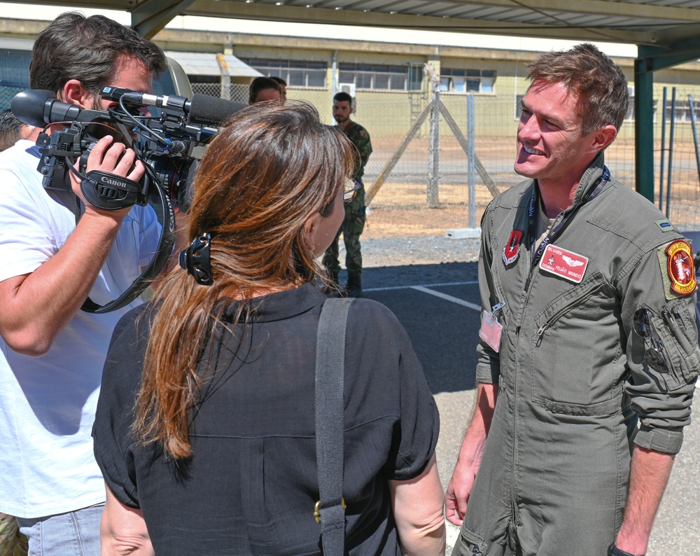 480th Fighter Squadron Pilot engages with international media at Real Thaw 2022