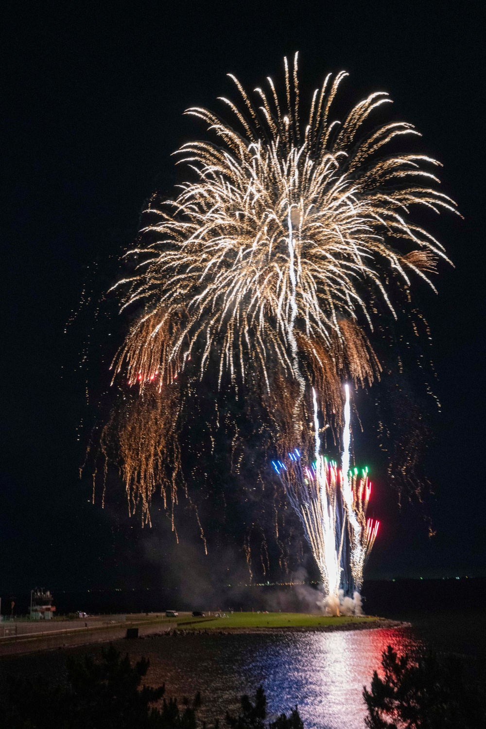 DVIDS - Images - CFAY celebrates Indepedence Day with fireworks show ...