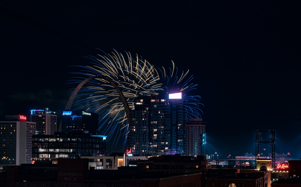 Fourth of July Fireworks Over the Gateway Arch