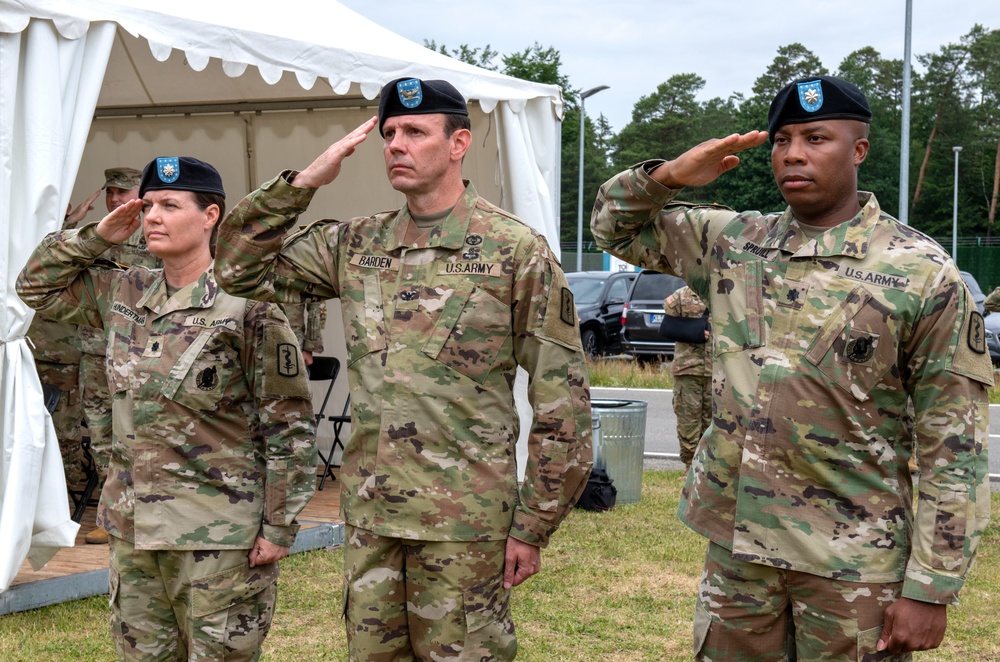 512th Field Hospital Change of Command