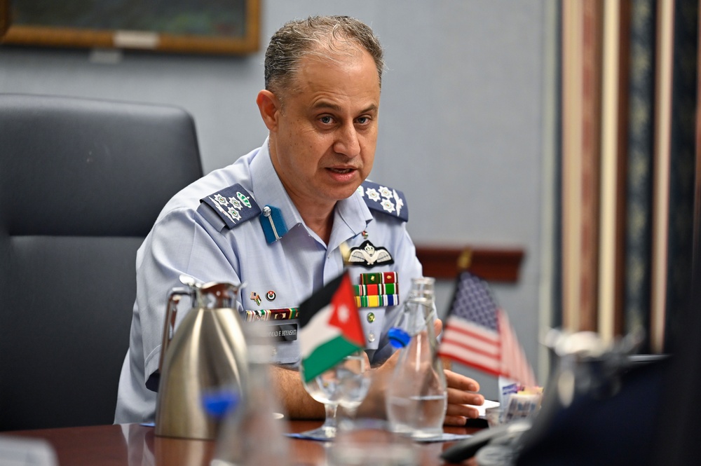 CSAF Brown meets Jordan Brig. Gen. Hiyasat