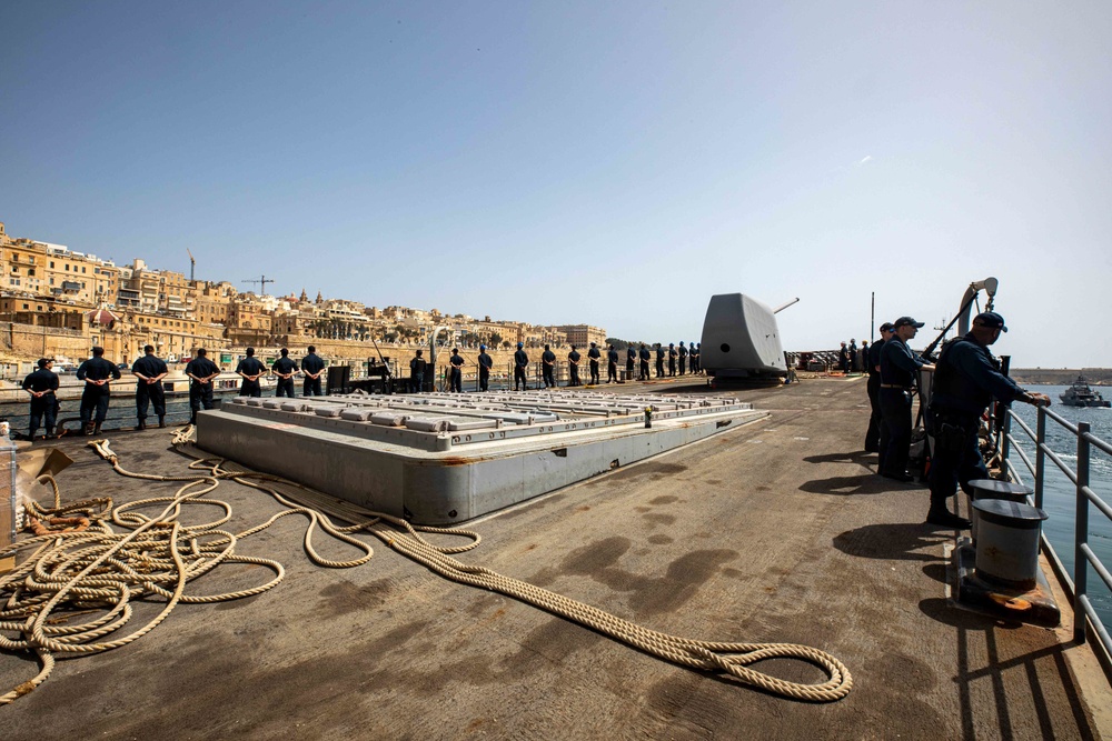 USS San Jacinto departs Valletta, Malta