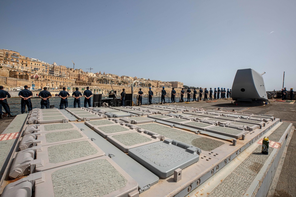 USS San Jacinto departs Valletta, Malta