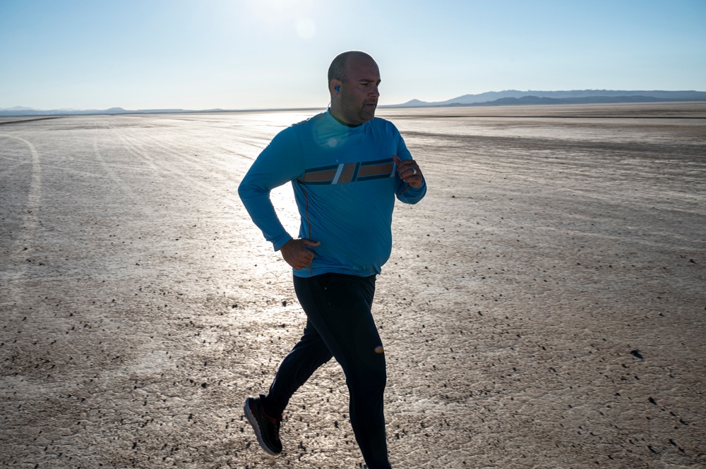 Edwards AFB hosts Flight Line Run-Walk Event