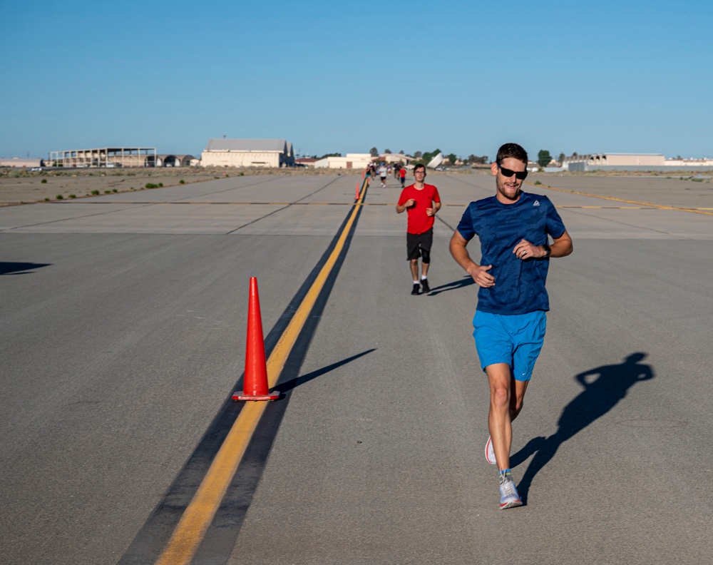 Edwards AFB hosts Flight Line Run-Walk Event