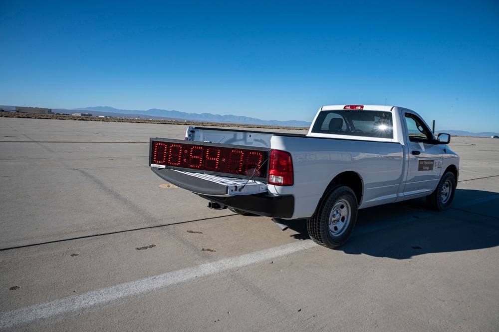 Edwards AFB hosts Flight Line Run-Walk Event