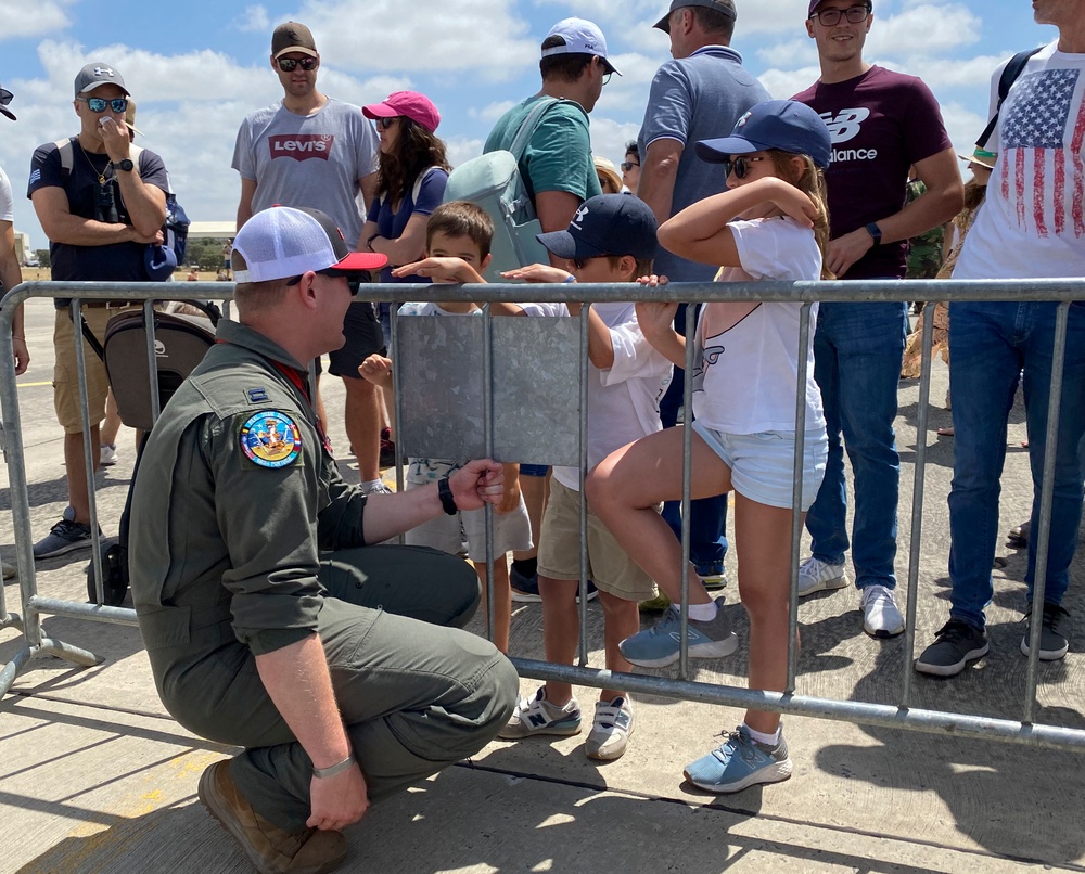 Spangdahlem pilots engage with local community at Portuguese Air Force air show