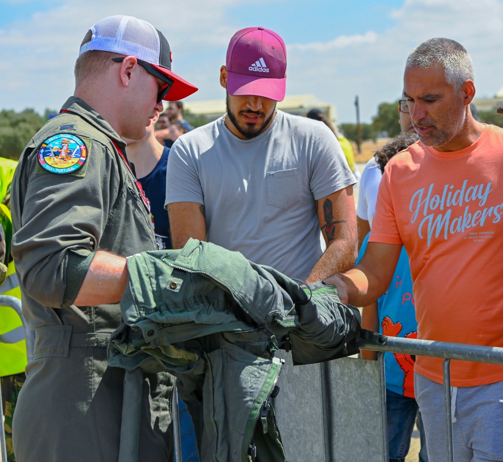 Spangdahlem pilots engage with local community at Portuguese Air Force air show