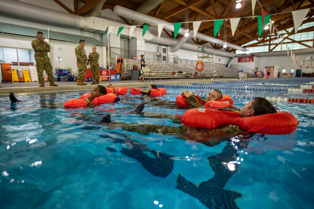The 3rd Combat Aviation Brigade conducts swim confidence training