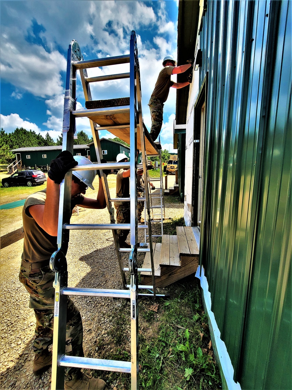 389th Engineer Company Soldiers hone skills supporting troop project at Fort McCoy