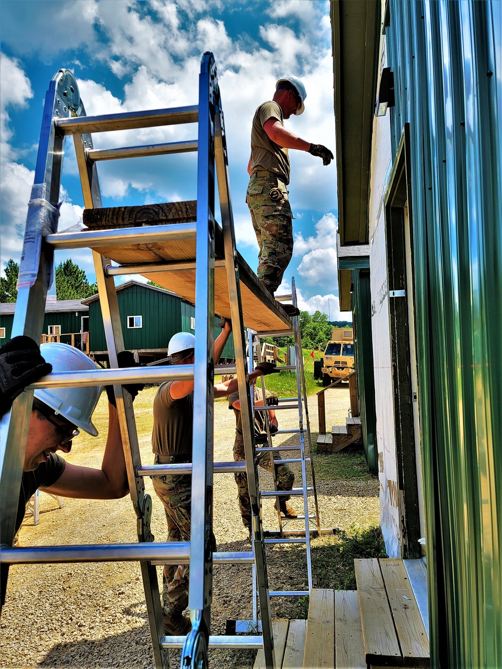 389th Engineer Company Soldiers hone skills supporting troop project at Fort McCoy