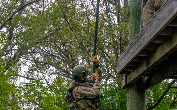 RIMPAC 2022: Multinational SOF Fast Rope Training
