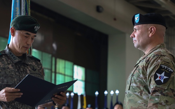 2ID DIVARTY Change of Command