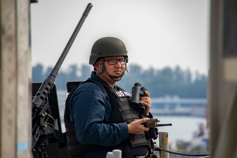 USS Frank Cable Departs Singapore