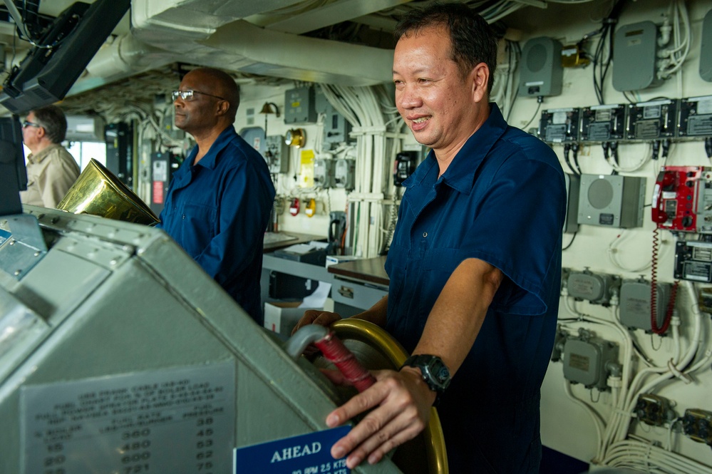 USS Frank Cable Departs Singapore