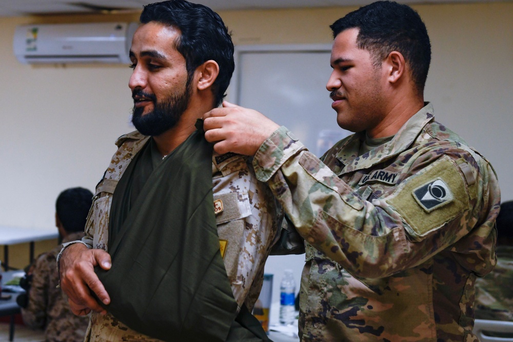 U.S. Army and RSLF TCCC training