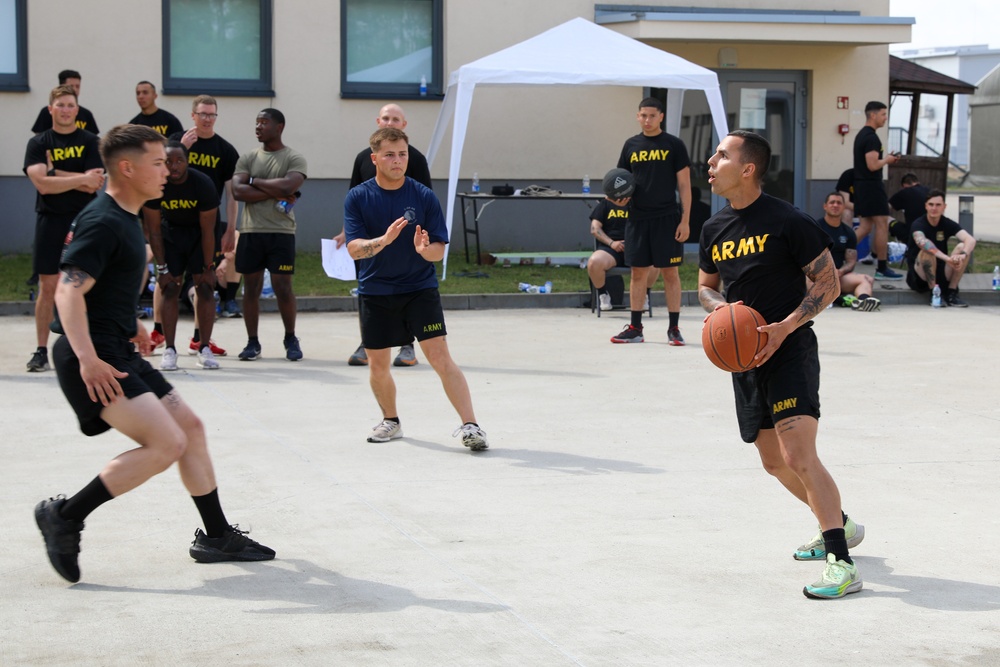 Soldiers Celebrate 4th of July with Sports and Polish WWII Reenactors