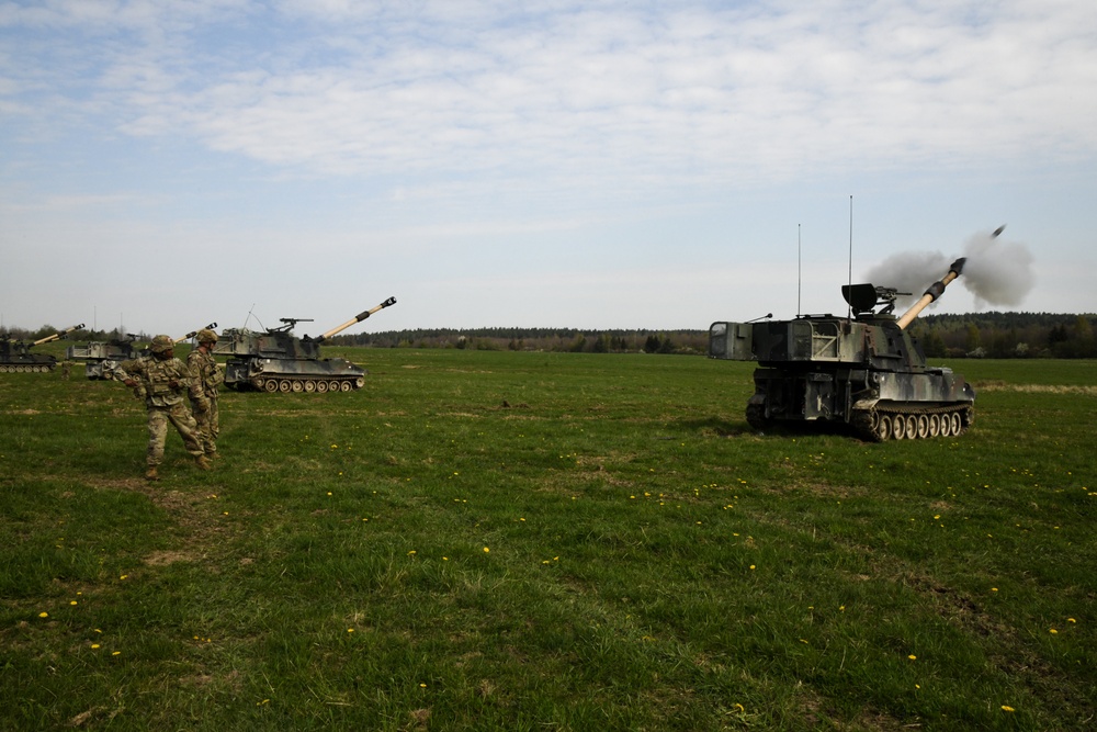 Paladin Live Fire Training Exercise