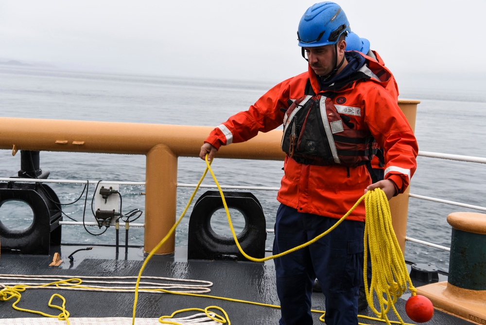 U.S. Coast Guard Cutter Oak tows French navy ship during Exercise Argus