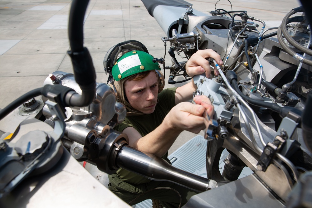 The Underdogs of Aviation: The Maintenance Crews