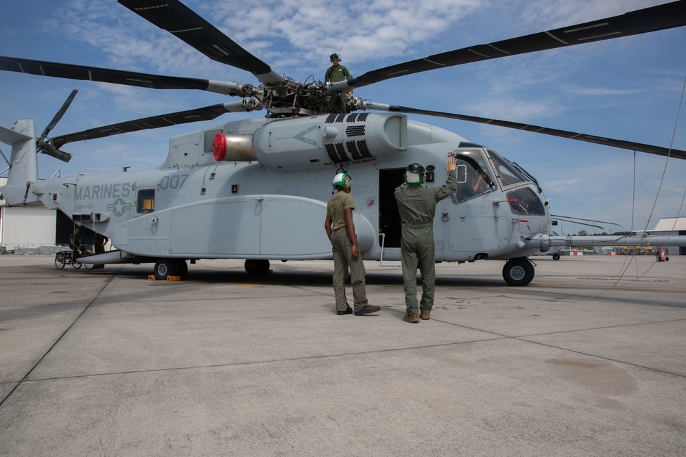 The Underdogs of Aviation: The Maintenance Crews