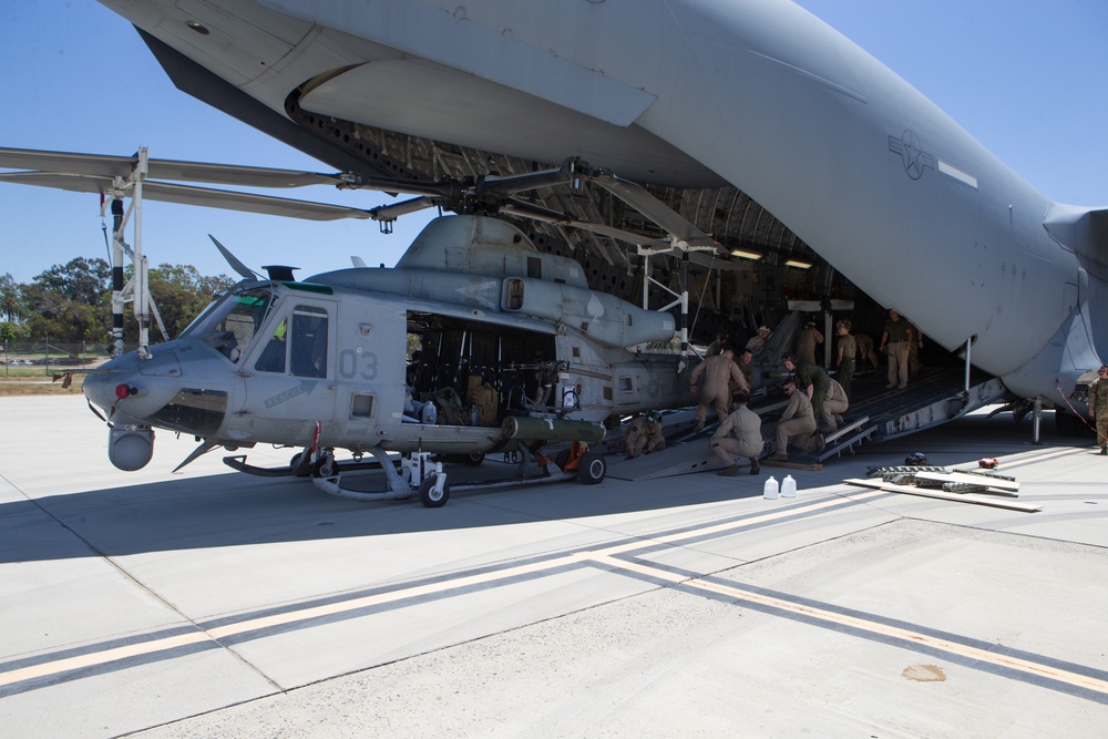 Marine Light Attack Helicopter Squadron 267, United States Air Force, Demonstrate Offensive Air Support