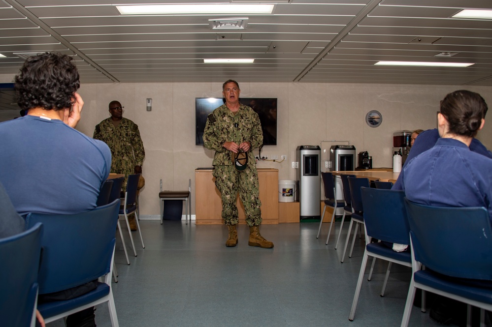 RIMPAC 2022 Commander Addresses the Crew of HMNZS Aotearoa (A 11)