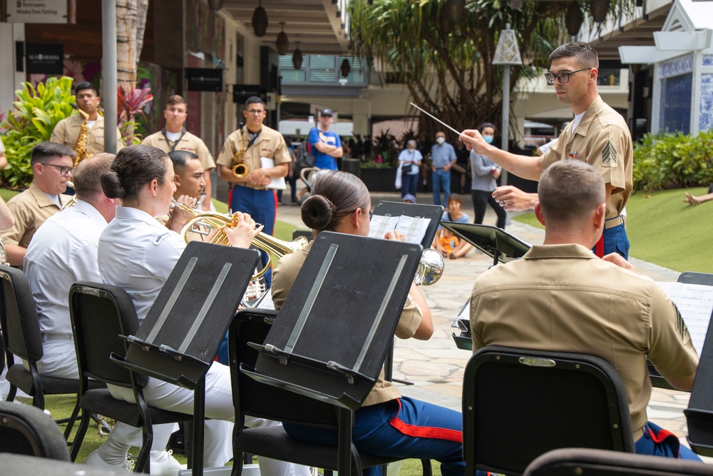 MARFORPAC BAND and Royal Australian Navy Band perform at Ala Moana Center