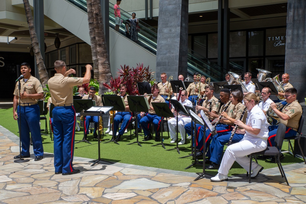 MARFORPAC BAND and Royal Australian Navy Band perform at Ala Moana Center