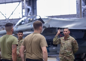 Second quarter load crew competition