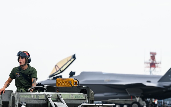 Marines integrate with 354th AEW Airmen during ACE training