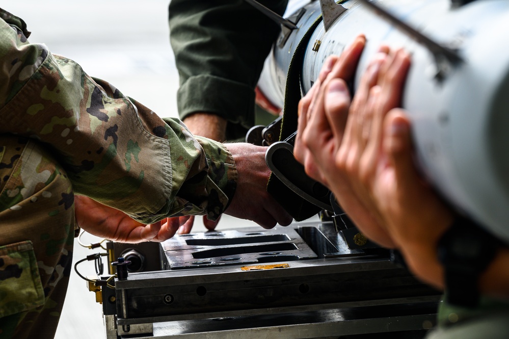 Marines integrate with 354th AEW Airmen during ACE training