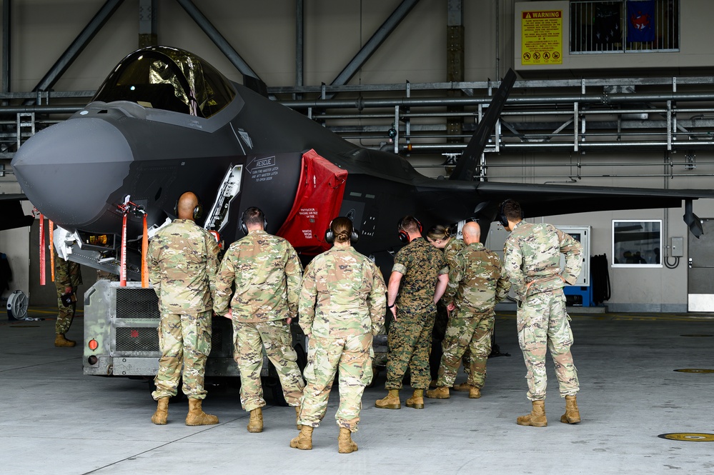 Marines integrate with 354th AEW Airmen during ACE training