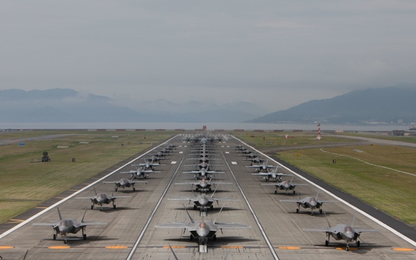 354th AEW, MAG-12 conduct a capabilities demonstration