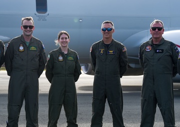 U.S. Navy Leadership Welcomes Royal Australian Air Force Leadership at RIMPAC 2022