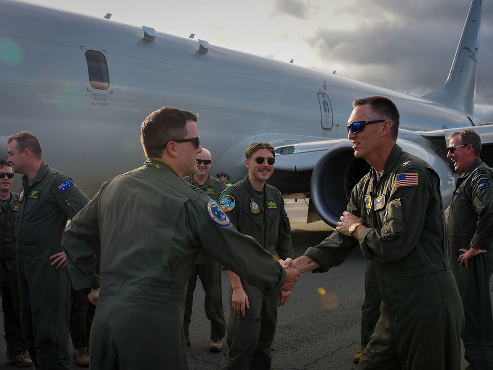 U.S. Navy Leadership Welcomes Royal Australian Air Force Leadership members at RIMPAC 2022