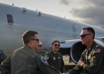 U.S. Navy Leadership Welcomes Royal Australian Air Force Leadership members at RIMPAC 2022