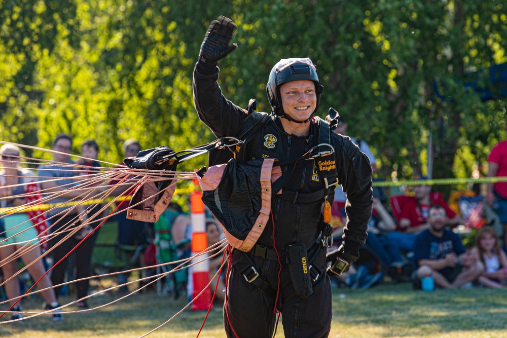 Golden Knights visit the Tri-State Area in Dubuque