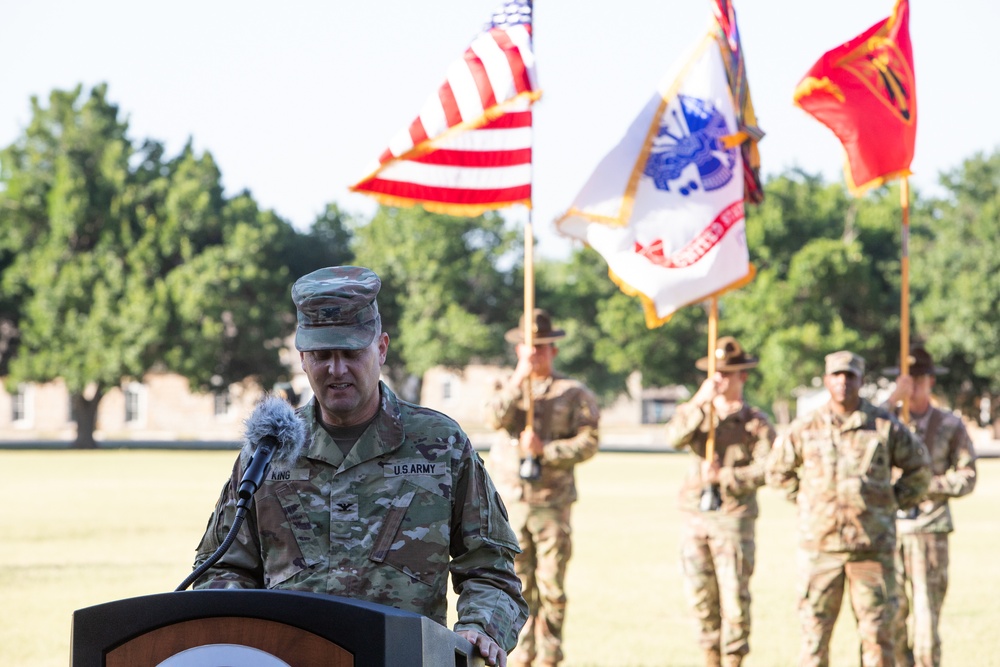 Fort Sill welcomes Curtis as garrison commander, Article