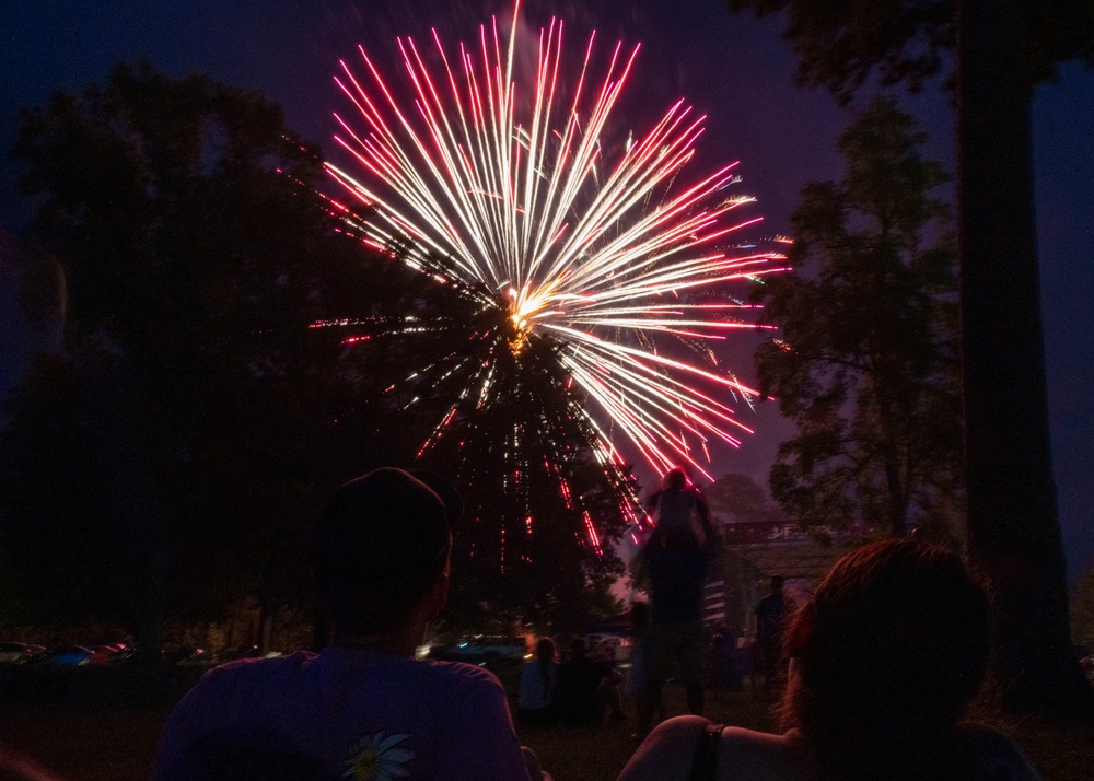 4th FSS hosts 4th of July celebration