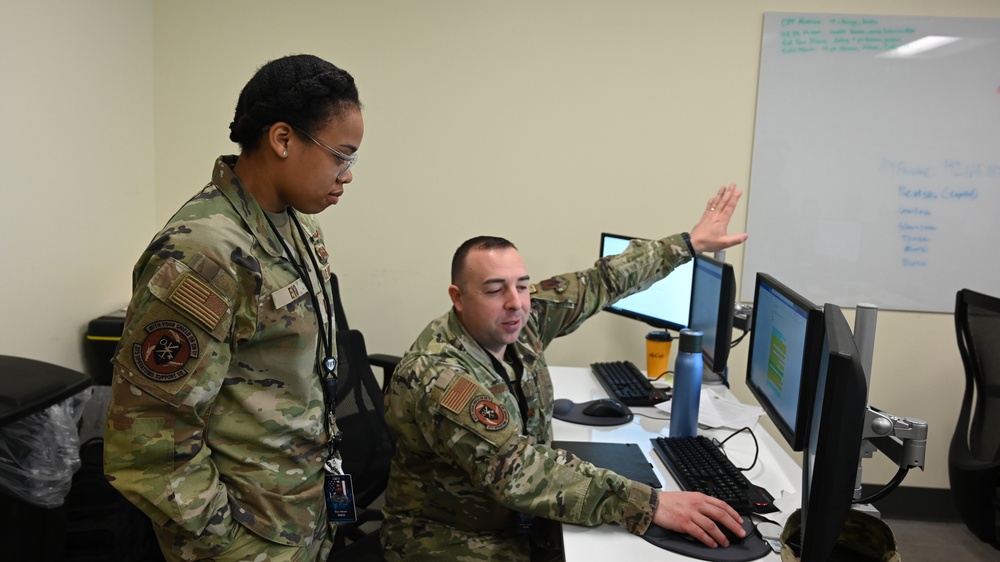 Maryland National Guard cyber operators hone their skills during exercise